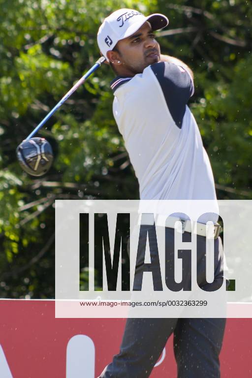Shah Alam, Kuala Lumpur, Malaysia - Khalin H Joshi is seen taking a shot from hole no 15 at Maybank Championship 2018...The Maybank Championship 2018 golf event is being hosted on 1st to 4th February at Saujana Golf & Country Club. Golf 2018: Maybank Championship: Day 3 - ZUMAs197 20180203_zaa_s197_030
