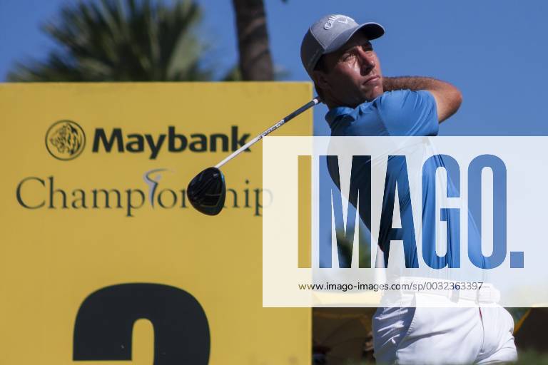Shah Alam, Kuala Lumpur, Malaysia - NINO BERTASIO is seen taking a shot from hole no 3 on day 3 at the Maybank Championship 2018. The Maybank Championship 2018 golf event is being hosted on 1st to 4th February at Saujana Golf & Country Club. Golf 2018: Maybank Championship: Day 3 - ZUMAs197 20180203_zaa_s197_033