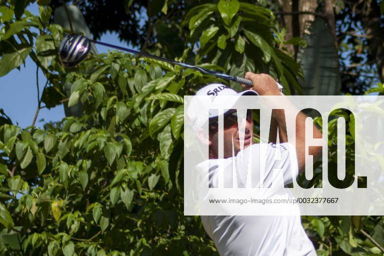 Shah Alam, Kuala Lumpur, Malaysia - Ryan Fox is seen taking a shot from hole 6 at the last day of Maybank Championship 2018...The Maybank Championship 2018 golf event is being hosted on 1st to 4th February at Saujana Golf & Country Club. KL: Maybank championship last day - ZUMAs197 81794718st