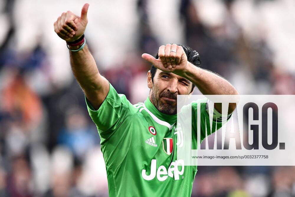 - SPORT Fußball, Juventus Turin - Sassuolo Mg Torino 04 02 2018 - campionato di calcio serie A Juventus-Sassuolo foto Matteo Gribaudi Image nella foto: Gianluigi Buffon