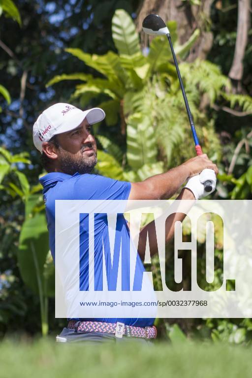 Shah Alam, Kuala Lumpur, Malaysia - Shiv Kapur is seen taking a shot from hole 6 at the last day of Maybank Championship 2018...The Maybank Championship 2018 golf event is being hosted on 1st to 4th February at Saujana Golf & Country Club. KL: Maybank championship last day - ZUMAs197 81794939st