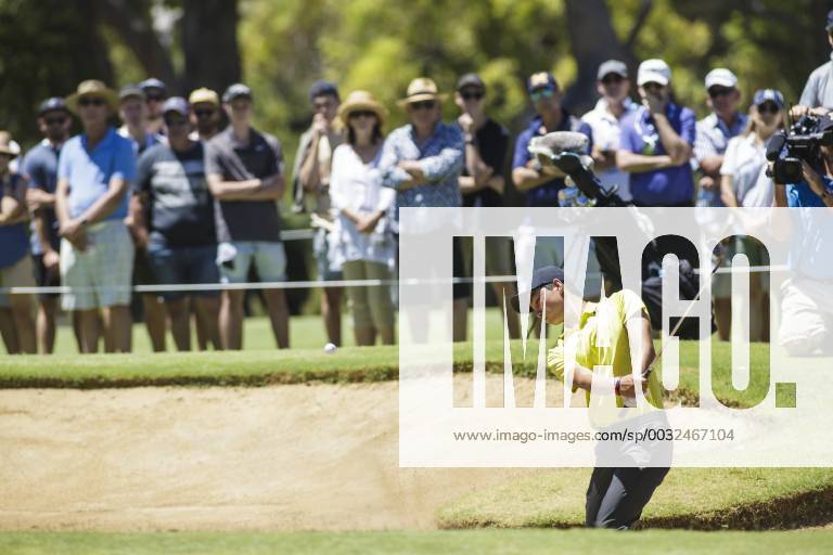 11th February 2018, Lake Karrinyup Country Club, Karrinyup, Australia; ISPS HANDA World Super 6 Perth golf, final round; Min Woo Lee (a) (AUS) plays from the bunker ActionPlus11985000