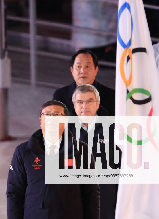 Beijing Mayor Chen Jining and the President of the International Olympic Committee (IOC), Thomas Bach (L-R) at the closing ceremony of the PyeongChang 2018 Winter Olympic Games Olympische Spiele Olympia OS at Pyeongchang Olympic Stadium. Sergei Bobylev TASS TS075B3C