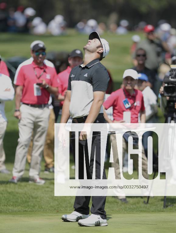 Spanish golfer Jon Rahm in action during the World Golf Championship 2018 at the Chapultepec Golf Club in Mexico City, Mexico, 01 March 2018. The competition takes place between the 01 and 04 March. World Golf Championship !ACHTUNG: NUR REDAKTIONELLE NUTZUNG!