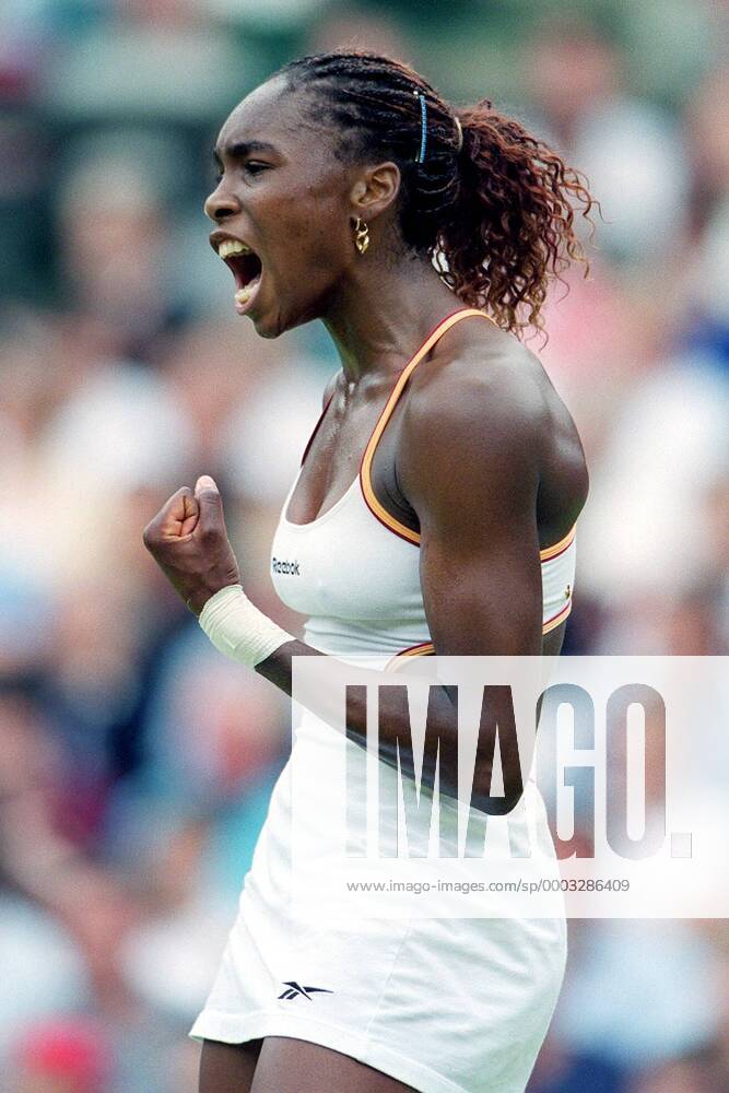 Venus Williams (USA) - Jubel Tennis Damen All England Championships 2000, Grand Slam, Tour o0 WTA Einzelbild Wimbledon London Freude, Begeisterung, Tennis Damen All England Championships 2000, Grand Slam, Tour o0 WTA Einzelbild Wimbledon London Freude, Begeisterung,