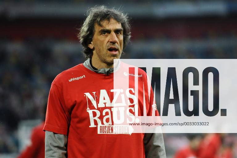 Soccer 2 Bundesliga 27 Matchday Fortuna Dusseldorf Arminia Bielefeld on 16 03 2018 in the ESPRIT Arena in Dusseldorf Claus Reitmaier goalkeeping coach Dusseldorf
