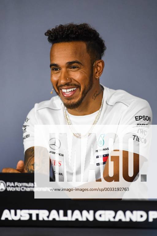 22nd March 2018, Melbourne Grand Prix Circuit, Melbourne, Australia; Melbourne Formula One Grand Prix, Arrivals and press conference PK Pressekonferenz Lewis Hamilton (Great Britain) of Mercedes AMG Petronas F1 Team laughs during a press conference ActionPlus12003706
