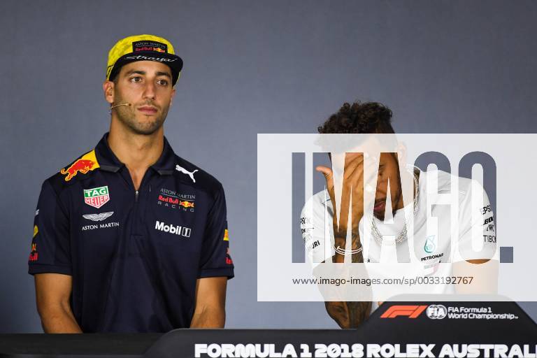 22nd March 2018, Melbourne Grand Prix Circuit, Melbourne, Australia; Melbourne Formula One Grand Prix, Arrivals and press conference PK Pressekonferenz Daniel Ricciardo (Australia) of Aston Martin Red Bull Racing and Lewis Hamilton (Great Britain) of Mercedes AMG Petronas F1 Team listen to a question during a press conference ActionPlus12003708