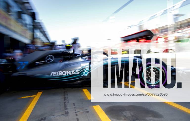 Motorsports: FIA Formula One World Championship WM Weltmeisterschaft 2018, Melbourne, Victoria : Motorsports: Formula 1 2018 Rolex Australian Grand Prix, 77 Valtteri Bottas (FIN, Mercedes AMG Petronas), Melbourne Australia