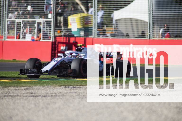 23rd March 2018, Melbourne Grand Prix Circuit, Melbourne, Australia; Melbourne Formula One Grand Prix, Friday free practice; The number 35 Williams Martini driven by Sergey Sirotkin ActionPlus12004223