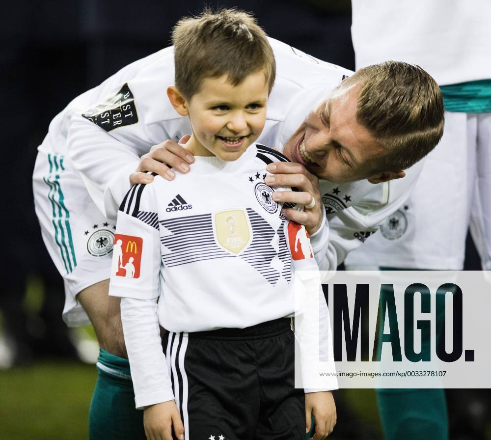Dusseldorf 23 03 2018 Toni Kroos Germany with his son Leon Germany Spain