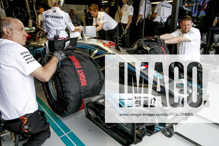 Motorsports: FIA Formula One World Championship WM Weltmeisterschaft 2018, Melbourne, Victoria : Motorsports: Formula 1 2018 Rolex Australian Grand Prix, 44 Lewis Hamilton (GBR, Mercedes AMG Petronas F1 Team), Melbourne Australia
