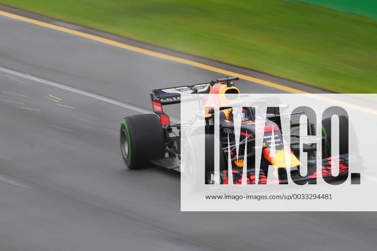 24th March 2018, Melbourne Grand Prix Circuit, Melbourne, Australia; Melbourne Formula One Grand Prix, qualifying; Daniel Ricciardo of Australia driving the (3) Aston Martin Red Bull Racing RB14 TAG Heuer ActionPlus12004674