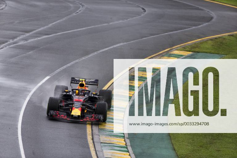 24th March 2018, Melbourne Grand Prix Circuit, Melbourne, Australia; Melbourne Formula One Grand Prix, qualifying; The number 33 Aston Martin Red Bull driven by Max Verstappen ActionPlus12004684