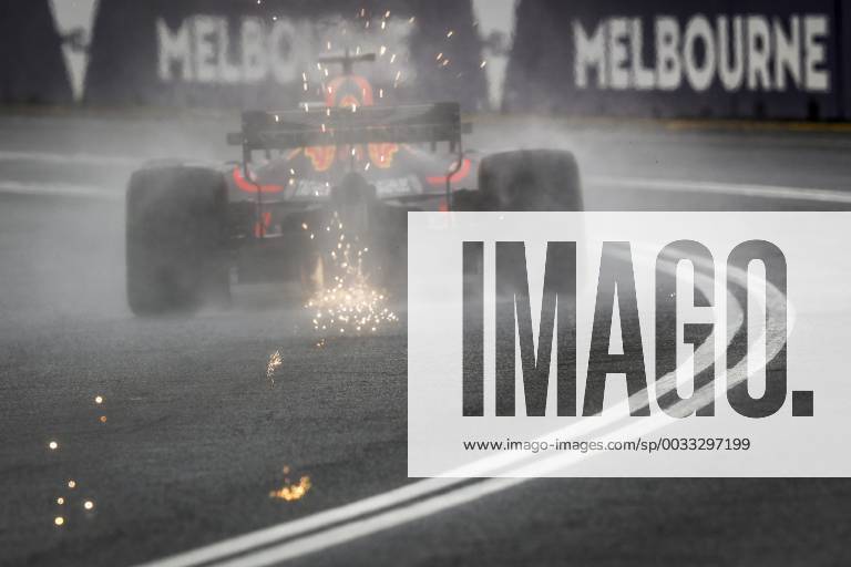 03 RICCIARDO Daniel (aus), Aston Martin Red Bull Tag Heuer RB14, action during 2018 Formula 1 championship at Melbourne, Australian Grand Prix, from March 22 To 25 - s: FIA Formula One World Championship WM Weltmeisterschaft 2018, Melbourne, Victoria : Motorsports: Formula 1 2018 Rolex Australian Grand Prix, Melbourne Australia