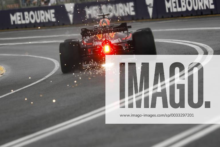 RICCIARDO Daniel (aus), Aston Martin Red Bull Tag Heuer RB14, action during 2018 Formula 1 championship at Melbourne, Australian Grand Prix, from March 22 To 25 - s: FIA Formula One World Championship WM Weltmeisterschaft 2018, Melbourne, Victoria : Motorsports: Formula 1 2018 Rolex Australian Grand Prix, Melbourne Australia