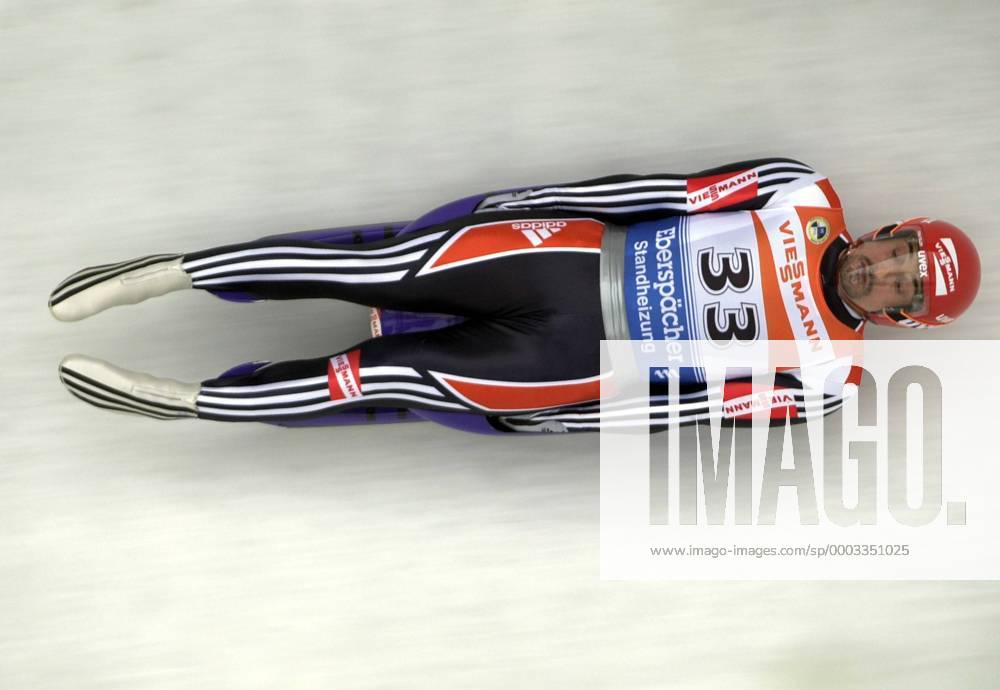 Georg Hackl (Deutschland) Rennrodeln Herren Weltcup 2002 2003, Welt Cup, Worldcup, World, WC, Rodeln, Rennschlitten, Rennschlittensport Einzelbild Winterberg Rennrodeln Herren Weltcup 2002 2003, Welt Cup, Worldcup, World, WC, Rodeln, Rennschlitten, Rennschlittensport Einzelbild Winterberg