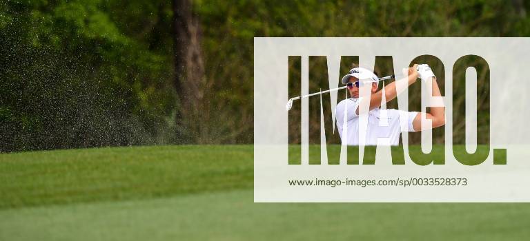 Ian Poulter hits on to the 2nd green to eventually make a birdy during the Houston Open at the Golf Club of Houston in Humble, Texas. CSM PGA Golf Herren 2018: Houton Open APR 1 - ZUMAc04_ 20180401_zaf_c04_109