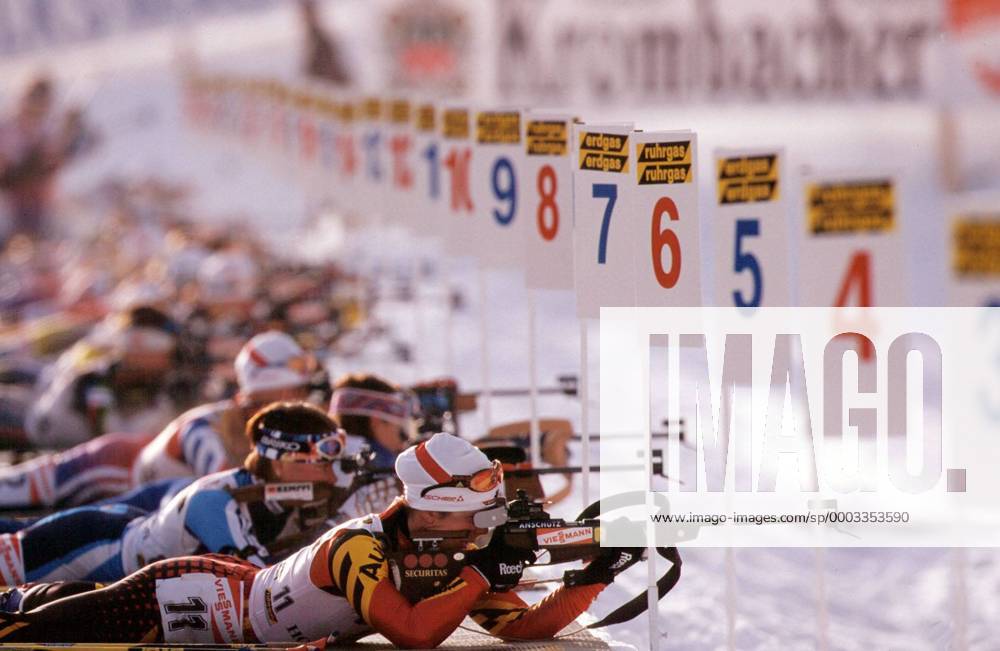 Uschi Disl (Deutschland, vorn) Biathlon Damen Weltcup 1999 2000, Welt Cup, Worldcup, World, WC, Einzelbild Aufnahmedatum geschätzt, Hochfilzen Biathlon Damen Weltcup 1999 2000, Welt Cup, Worldcup, World, WC, Einzelbild Aufnahmedatum geschätzt, Hochfilzen