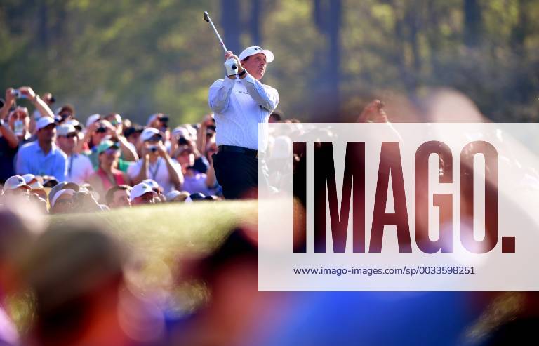 Phil Mickelson hits off the 12th tee during a practice round prior to the Masters golf tournament at the Augusta National Golf Club, on April 3, 2018 in Augusta, Georgia. AUG20180403315 KEVINxDIETSCH