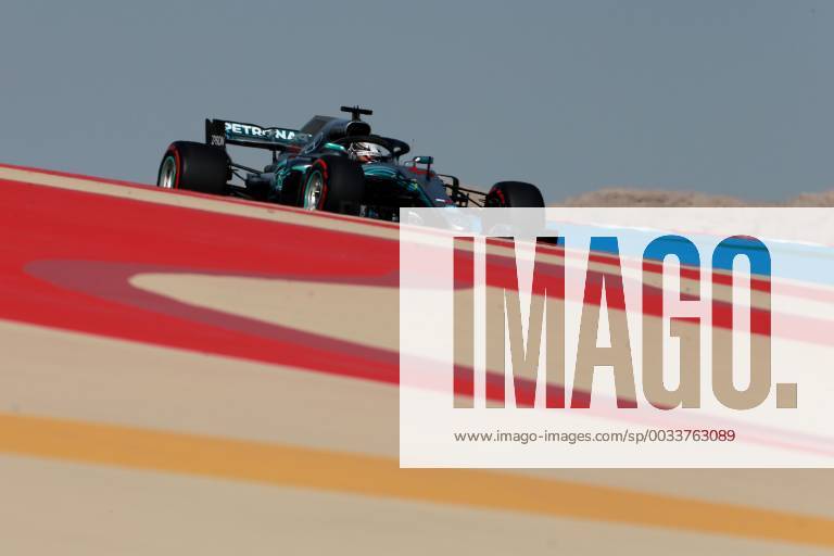 Motorsports: FIA Formula One World Championship WM Weltmeisterschaft 2018, Grand Prix of Bahrain, 44 Lewis Hamilton (GBR, Mercedes AMG Petronas F1 Team), Sakhir Bahrain
