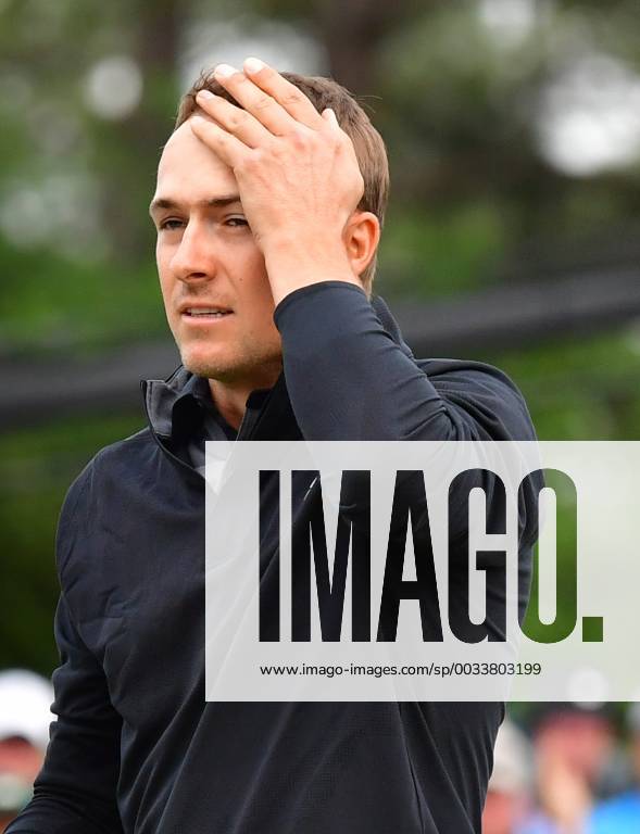 Jordan Spieth finishes his round on the final day of the 2018 Masters Tournament at the Augusta National Golf Club in Augusta, Georgia, on April 8, 2018. AUG20180408338 KEVINxDIETSCH