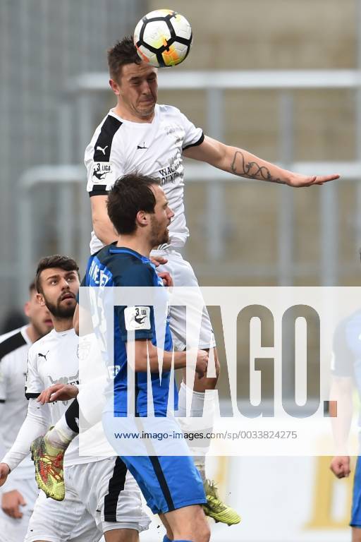 Soccer 3 Liga 23 Gameday SV Meppen FC Carl Zeiss Jena 04.04.2018 in the Haensch Arena in Meppen Jan Lohmannsröben Loehmannsroben Lohmannsroben Jena in a duel against Steffen Puttkammer Meppen MT