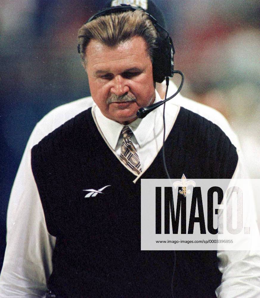 Trainer Mike Ditka (New Orleans Saints) - (SLP97083105) American Football Herren NFL 1996 1997 Einzelbild American Football Herren NFL 1996 1997 Einzelbild