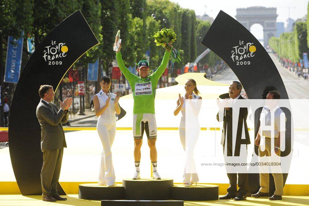 - PARIS, FRANCE: Norwegian Thor Hushovd of team Cervelo celebrates on the podium in the green jersey of best sprinter, after the 21st and last stage of the Tour de France cycling race, between Montereau-Fault-Yonne and Paris, Champs-Elysees (160km), Sunday 26 July 2009. ERICxLALMAND x14776773x