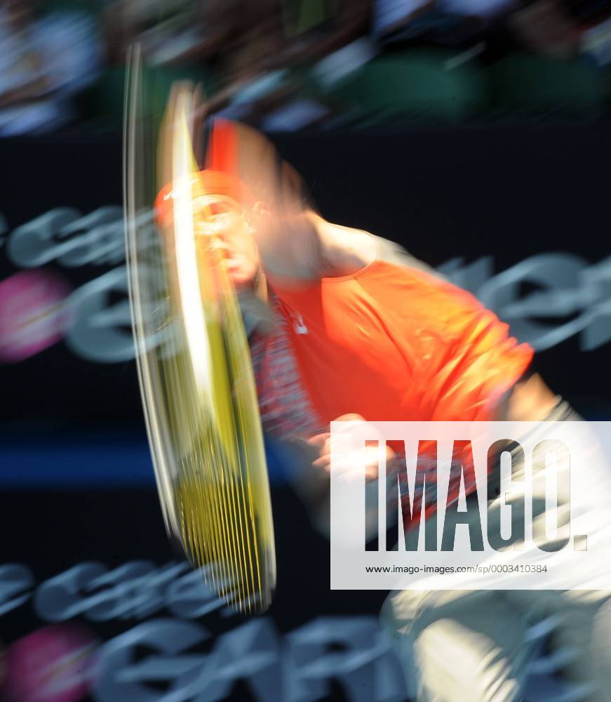 Rafael Nadal (Spanien) schlägt auf Tennis Herren Australian Open 2008, Grand Slam, ATP Tour Einzelbild Melbourne Dynamik, Tennis Herren Australian Open 2008, Grand Slam, ATP Tour Einzelbild Melbourne Dynamik,