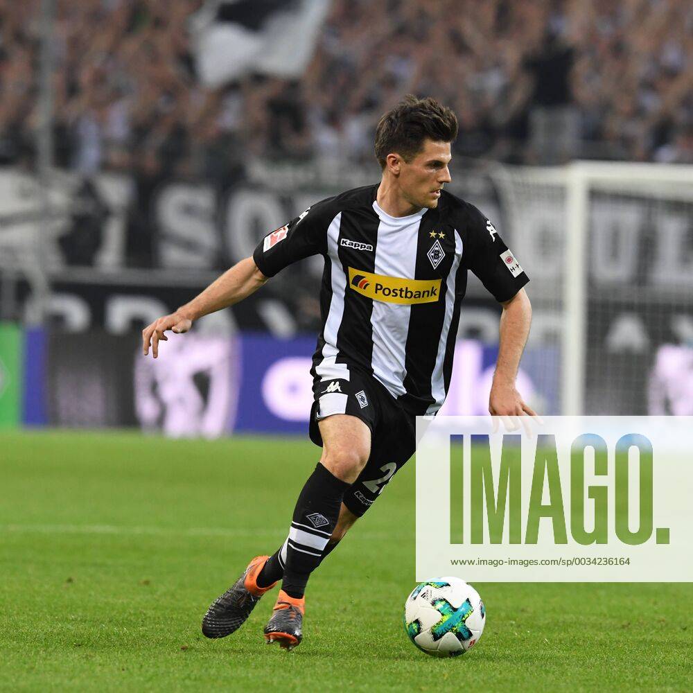 Soccer 1 BL Season 2017 2018 Matchday 31 Borussia Mönchengladbach vs VFL Wolfsburg 20 04 2018 Stadium at Borussia Park Mönchengladbach Jonas Hofmann Gladbach Action Single shot