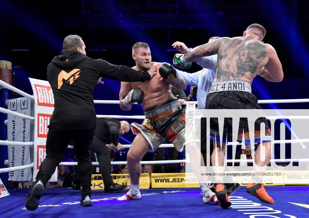 Boxing Tom Black vs. Senad Gashi 21 04 2018 Boxing pros chaos after the fight Tom Black Germany beating Senad Gashi Germany in the fight for the title of WBO Inter Continental Heavyweight Champion on 21.04.2018 at the Estrel Hotel Berlin