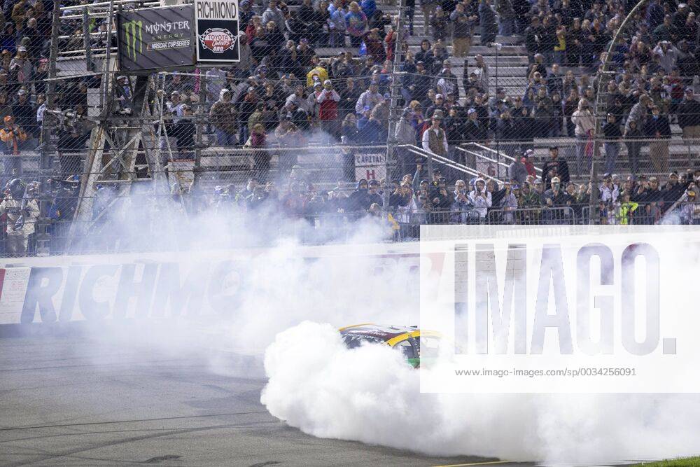 - SPORT April 21, 2018 - Richmond, Virginia, United States of America - April 21, 2018 - Richmond, Virginia, USA: Kyle Busch (18) wins the Toyota Owners 400 at Richmond Raceway in Richmond, Virginia. NASCAR Motorsport USA 2018: Monster Energy NASCAR Cup Series Toyota Owners 400 April 21 - ZUMAa161 20180421_zaa_a161_124