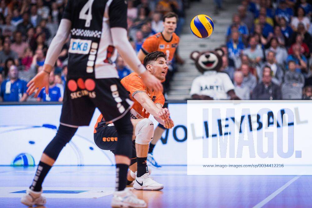 Friedrichshafen Germany 26 04 2018 Adam White BR Volleys 11 at Playoff Final Game 1 of the Volleyball Bundesliga between VfB Friedrichshafen and the Berlin Recycling Volleys