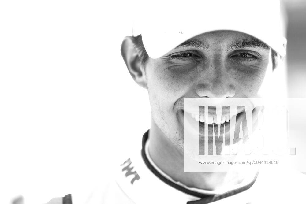 Motorsports: World Championship WM Weltmeisterschaft 2018; Grand Prix Azerbaijan, Grand Prix of Europe, Formula 1 2018 Azerbaijan Grand Prix, 31 Esteban Ocon (Sahara Force India F1 Team) Baku Azerbaijan