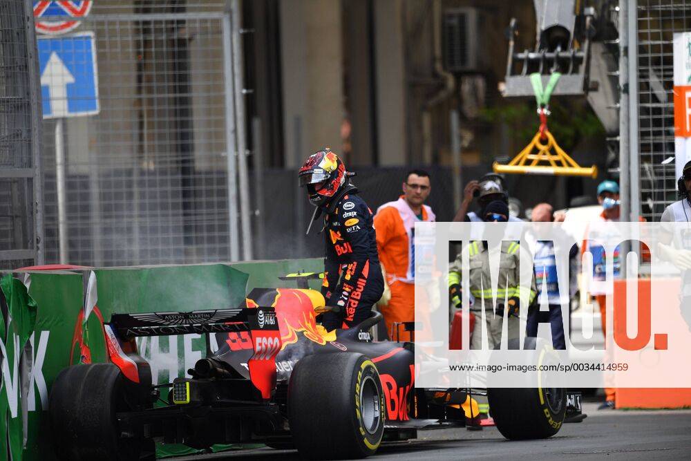 Max Verstappen Red Bull Racing Formula 1 GP Baku Azerbaijan 27 04 2018 Photo mspb Jerry Andre Crash Max Verstappen formula 1 GP Azerbaijan 2018
