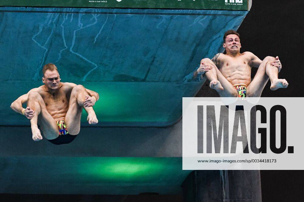 - SPORT MONTREAL, QC - APRIL 27: Maksym Dolgov (UKR) and Oleksandr Gorshkovozov (UKR) jumping during the Men Synchronised 10m Finale at the FINA Diving World Series 2018 on April 27, 2018, at Centre Sportif du Parc olympique in Montreal, QC (Photo by David Kirouac Icon Sportswire) DIVING: APR 27 - FINA Diving World Series 2018 Icon18042716
