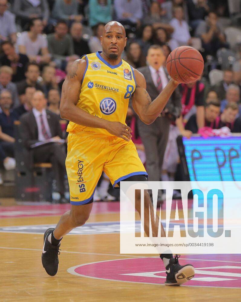 Bonn Germany 27 04 2018 Basketball Bundesliga BBL Telekom Baskets Bonn vs Loewen Braunschweig DeAndre Lansdowne Braunschweig in action