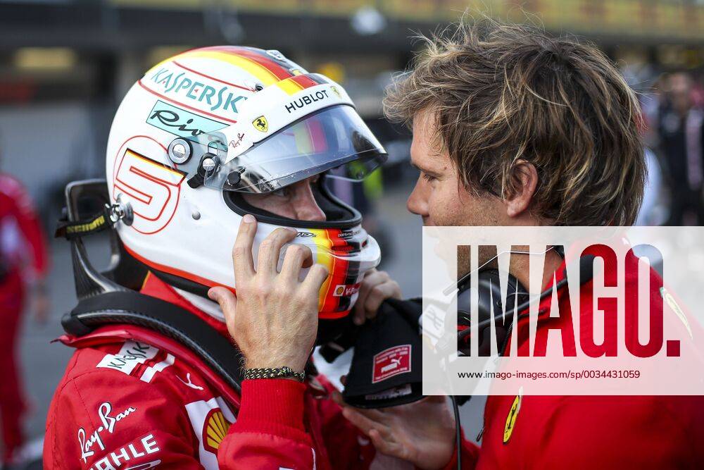 Motorsports: World Championship WM Weltmeisterschaft 2018; Grand Prix Azerbaijan, Grand Prix of Europe, Formula 1 2018 Azerbaijan Grand Prix, , 5 Sebastian Vettel (GER, Scuderia Ferrari) , 5 Sebastian Vettel (GER, Scuderia Ferrari) Baku Azerbaijan