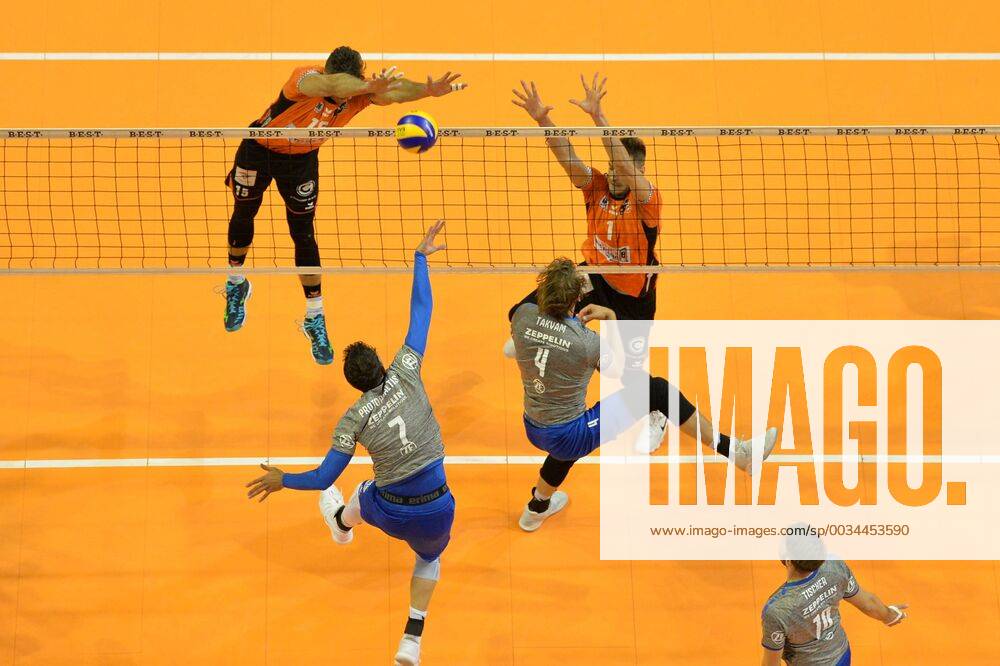 Volleyball Mens Season 2017 18 1 Bundesliga BR Volleys VfB Friedrichshafen Final Series for the German Championship 2 Game Kyle Russell No. 15 Berlin Recycling Volleys Athanasios Protopsaltis No. 7 VfB Friedrichshafen Andreas Takvam No. 4 VfB Friedrichshafen Aleksandar Okolic No. 1 Berlin Recycling Volleys 29 04 18
