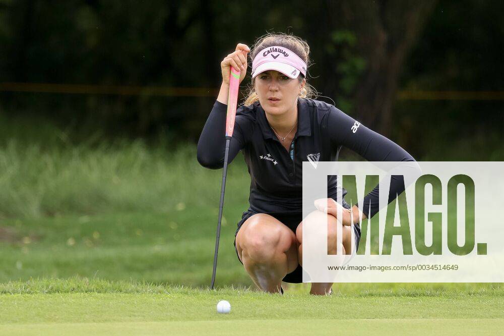 THE COLONY, TX - MAY 04: Sandra Gal of Germany lines up her putt on the third hole during the First Round of the Volunteers of America Texas Classic on May 4, 2018 at the Old American Golf Club in The Colony, TX. (Photo by Andrew Dieb Icon Sportswire) GOLF: MAY 04 LPGA Golf Damen - Volunteers of America Texas Classic Icon1805043391