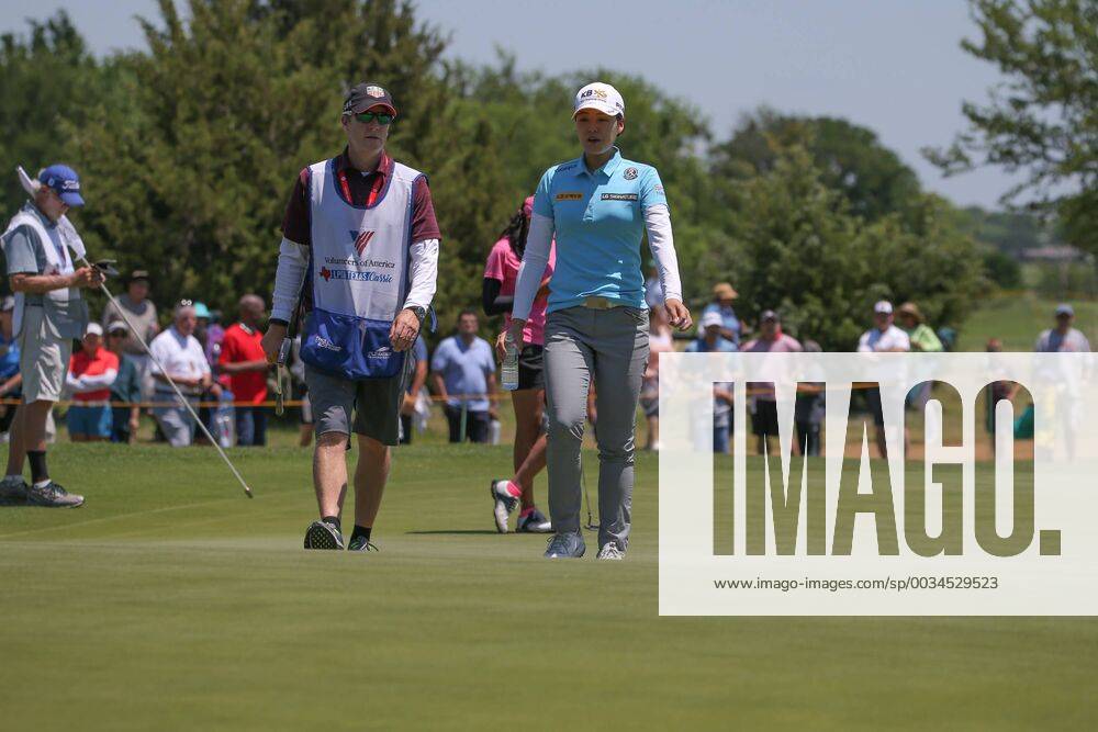 THE COLONY, TX - MAY 05: In Gee Chun (KOR) walks off the green at hole 3 during the Volunteers of America LPGA Golf Damen Texas Classic on May 5, 2018 at the Old American Golf Club in The Colony, TX. (Photo by George Walker Icon Sportswire) GOLF: MAY 05 LPGA - Volunteers of America Texas Classic Icon18050502