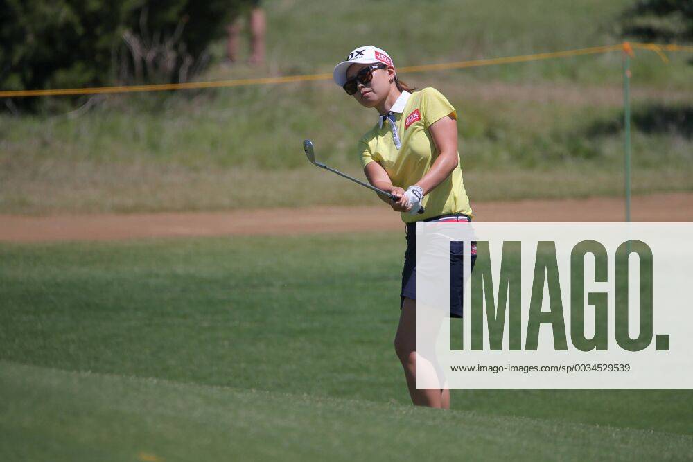 THE COLONY, TX - MAY 05: Sun Young Yoo (KOR) chips onto the green at hole 3 during the Volunteers of America LPGA Golf Damen Texas Classic on May 5, 2018 at the Old American Golf Club in The Colony, TX. (Photo by George Walker Icon Sportswire) GOLF: MAY 05 LPGA - Volunteers of America Texas Classic Icon18050508