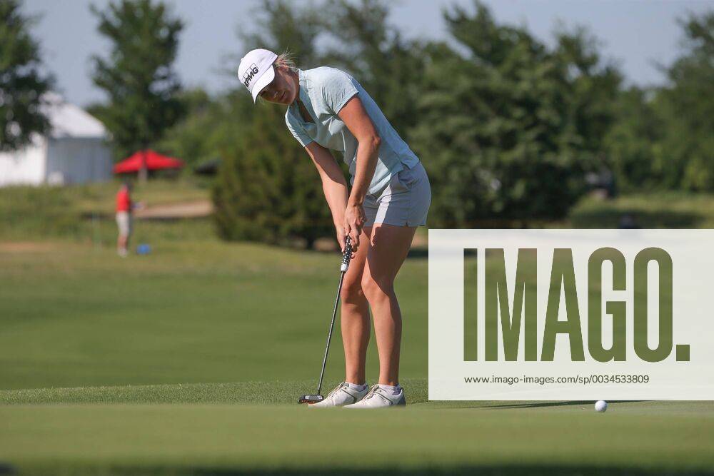 THE COLONY, TX - MAY 05: Olafia Kristinsdottir of Iceland putts on hole 5 during the Volunteers of America LPGA Golf Damen Texas Classic on May 5, 2018 at the Old American Golf Club in The Colony, TX. (Photo by George Walker Icon Sportswire) GOLF: MAY 05 LPGA - Volunteers of America Texas Classic Icon18050516
