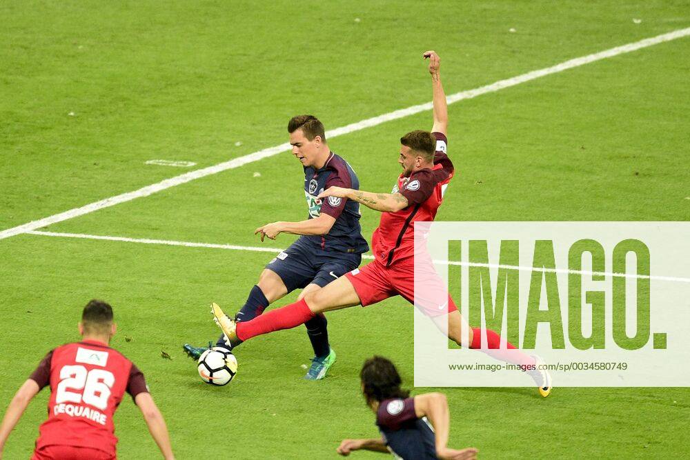 LO CELSO Giovani (PSG) vs Adrien Pagerie (Les Herbiers) FOOTBALL : Les herbiers vs PSG - Finale de la Coupe de France - St Denis - 08 05 2018 JBAutissier Panoramic