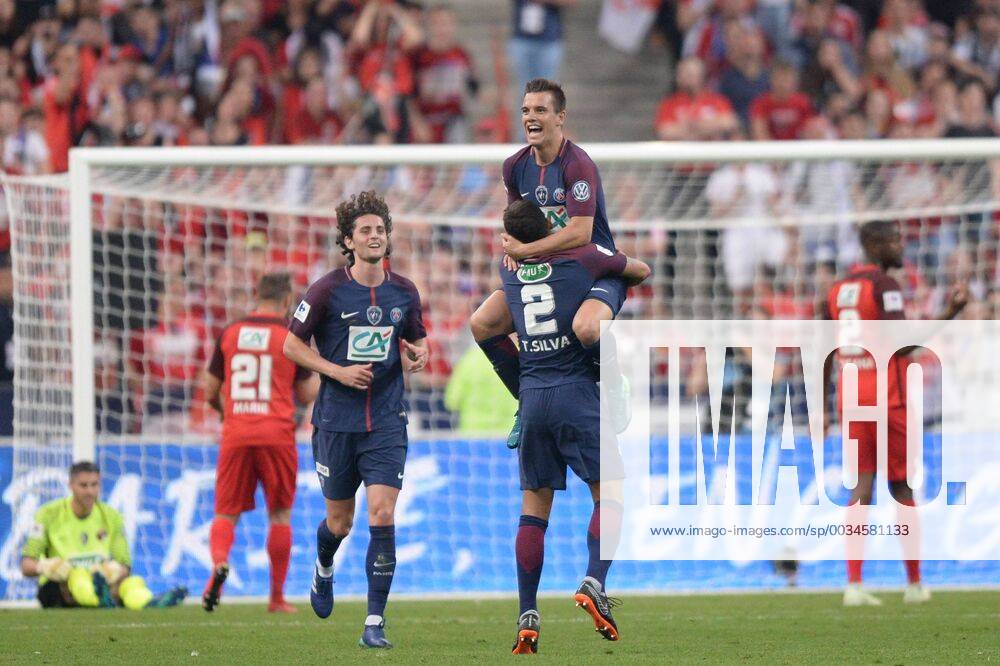 18 GIOVANI LO CELSO (PSG) - 25 ADRIEN RABIOT (PSG) - JOIE FOOTBALL : Les Herbiers vs Paris SG - Coupe de France - Finale - 08 05 2018 AnthonyBIBARD FEP Panoramic