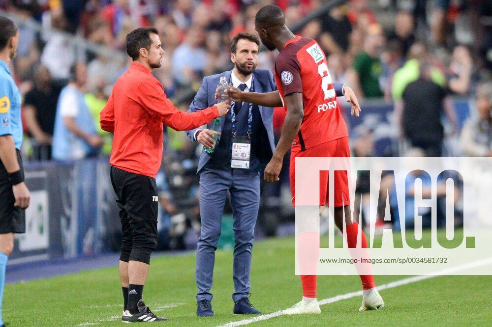 STEPHANE MASALA (ENTRAINEUR LES HERBIERS) FOOTBALL : Les Herbiers vs Paris SG - Coupe de France - Finale - 08 05 2018 AnthonyBIBARD FEP Panoramic