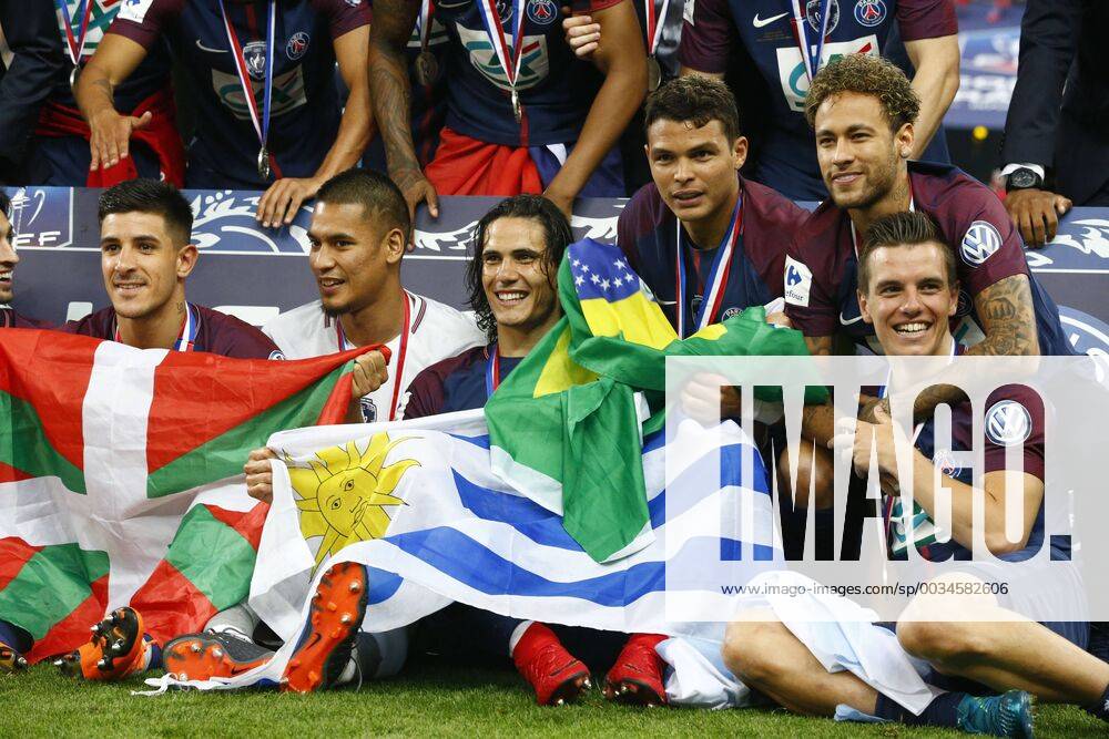 BERCHICHE Yuri (PSG) AREOLA Alphonse (PSG) CAVANI Edinson (PSG) Thiago SILVA (PSG) Neymar Jr (PSG) LO CELSO Giovani (PSG) FOOTBALL : Les Herbiers vs Paris Saint Germain - Finale Coupe de France - 08 05 2018 GwendolineLeGoff Panoramic