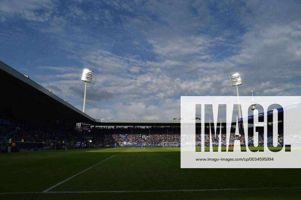Soccer GER Season 2017 2018 2 Bundesliga 32 Matchday VfL Bochum Erzgebierge Aue 2 1 via Ruhrstadion Inside view with playing field and tribunes Team2