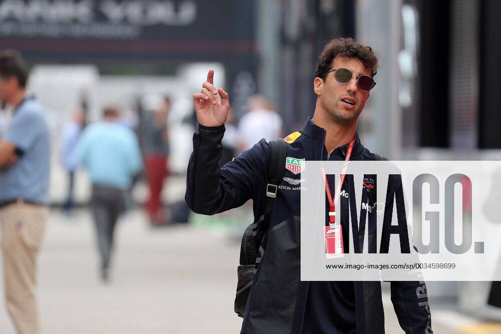 Photo4 LaPresse 10 05 2018 Barcelona, Spain Grand Prix Formula One Spain 2018 In the pic: Daniel Ricciardo (AUS) Red Bull Racing RB14 & xa9; Photo4 LaPresse 10 05 2018 Barcelona, Spain Sport Grand Prix Formula One Spain 2018 In the pic: Daniel Ricciardo (AUS) Red Bull Racing RB14